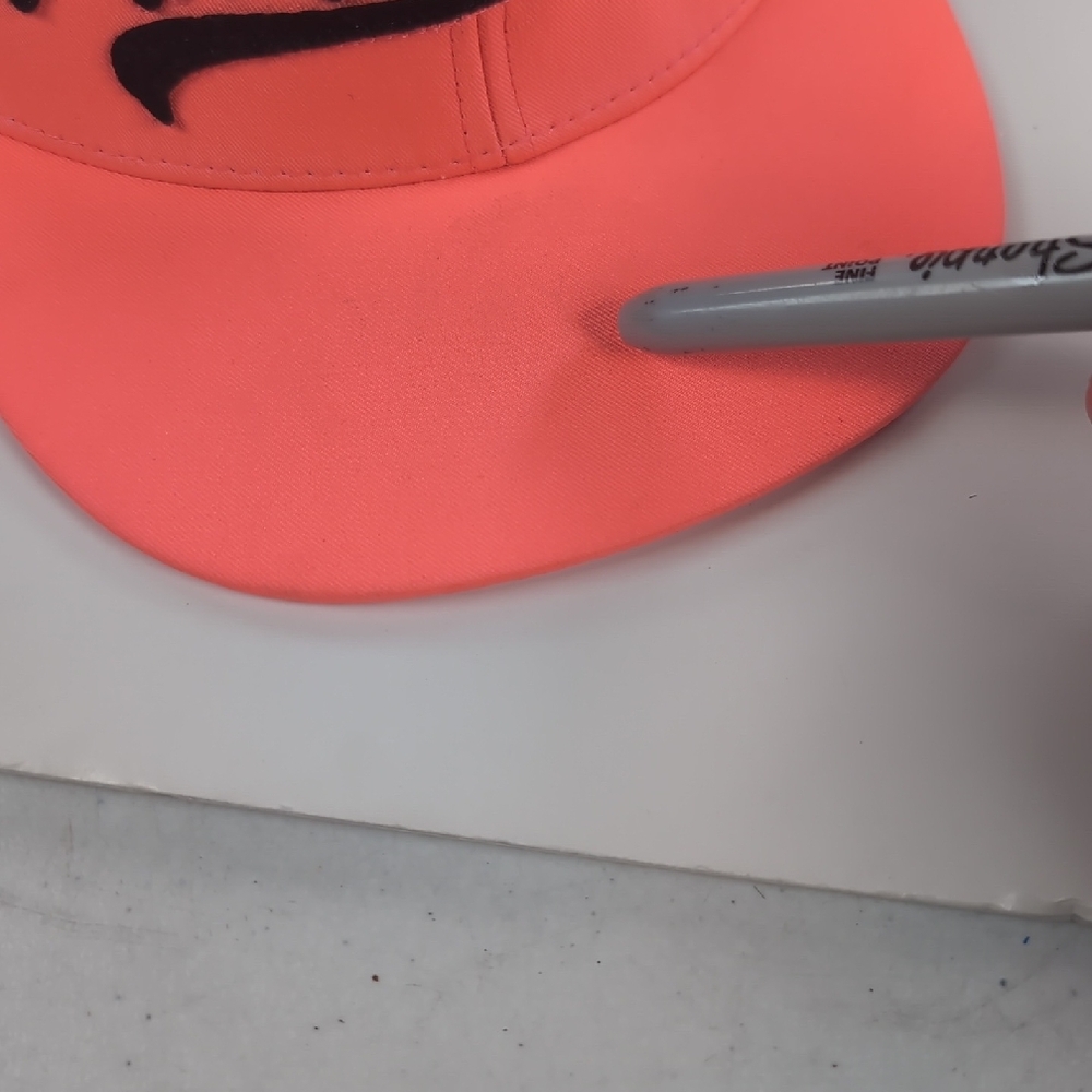 Robin Ruth Script Neon Amsterdam Cap - Picture 11 of 12